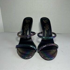 So Me Women’s Iridescent Strappy Heels Size 8.5 Preowned No Box